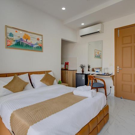 The Lodgers Studio Apartment Infront Of Artemis Hospital Gurugram غورغاون المظهر الخارجي الصورة